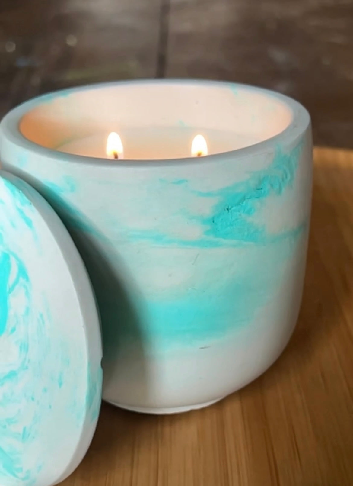 Handcrafted Concrete Seafoam & Sand Vessel with Lid – Soy Wax Candle - Vanilla 9oz