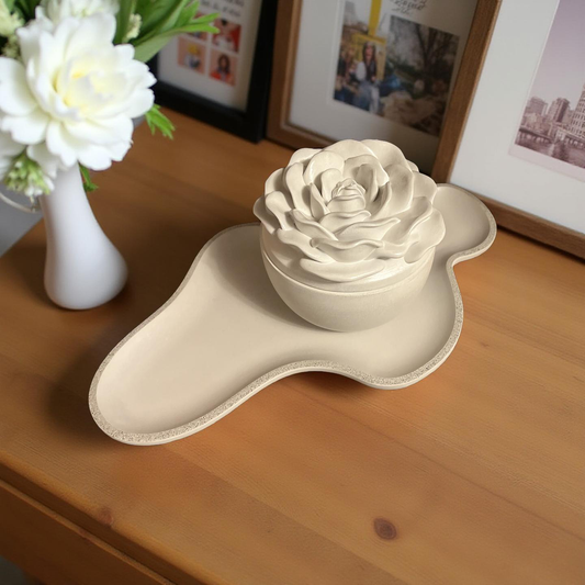Cloud-Shaped Concrete Tray