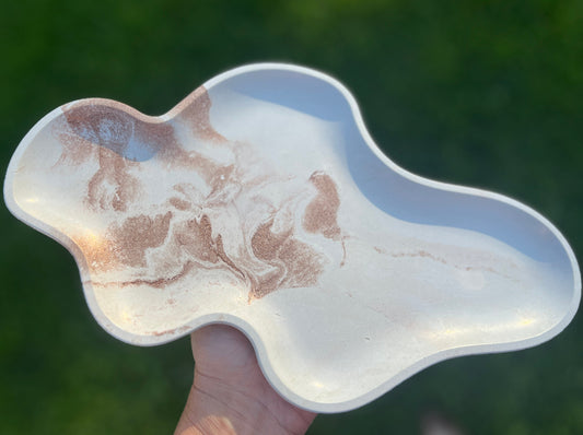Cloud-Shaped Concrete Tray - Rose Gold